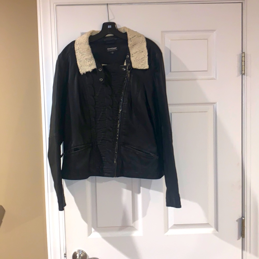 Women’s Coffee Shop Faux Leather Jacket size L